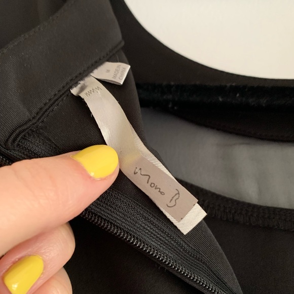 Cropped Top with Mesh Inserts - Size M - Picture 3 of 4